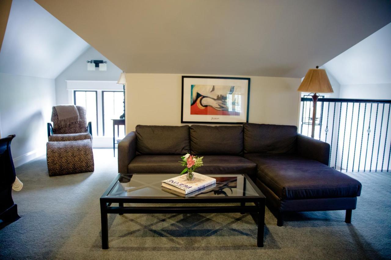Black Lantern Inn Roanoke Bagian luar foto